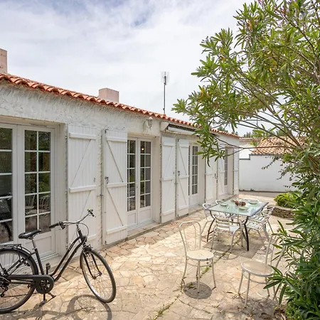 Beausejour, Maison Familiale Les Sables-dʼOlonne
